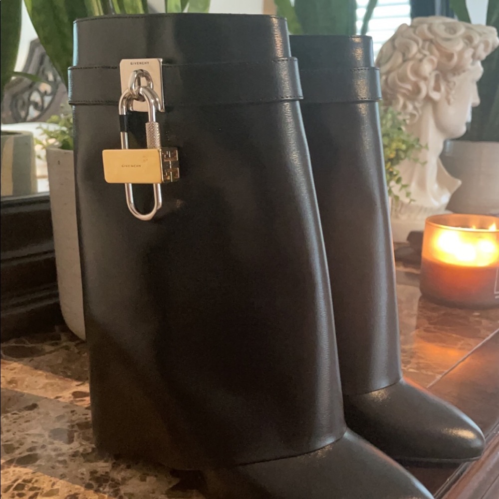 Givenchy shark lock ankle boots